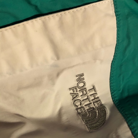 The north face hyvent jacket - Picture 3 of 4